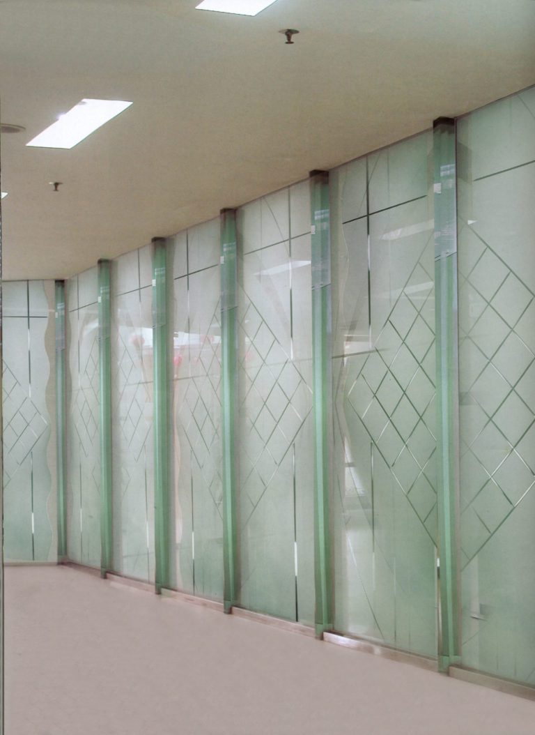 Acid Etched Designer Glass Partitions OMC 145 Palace of Glass